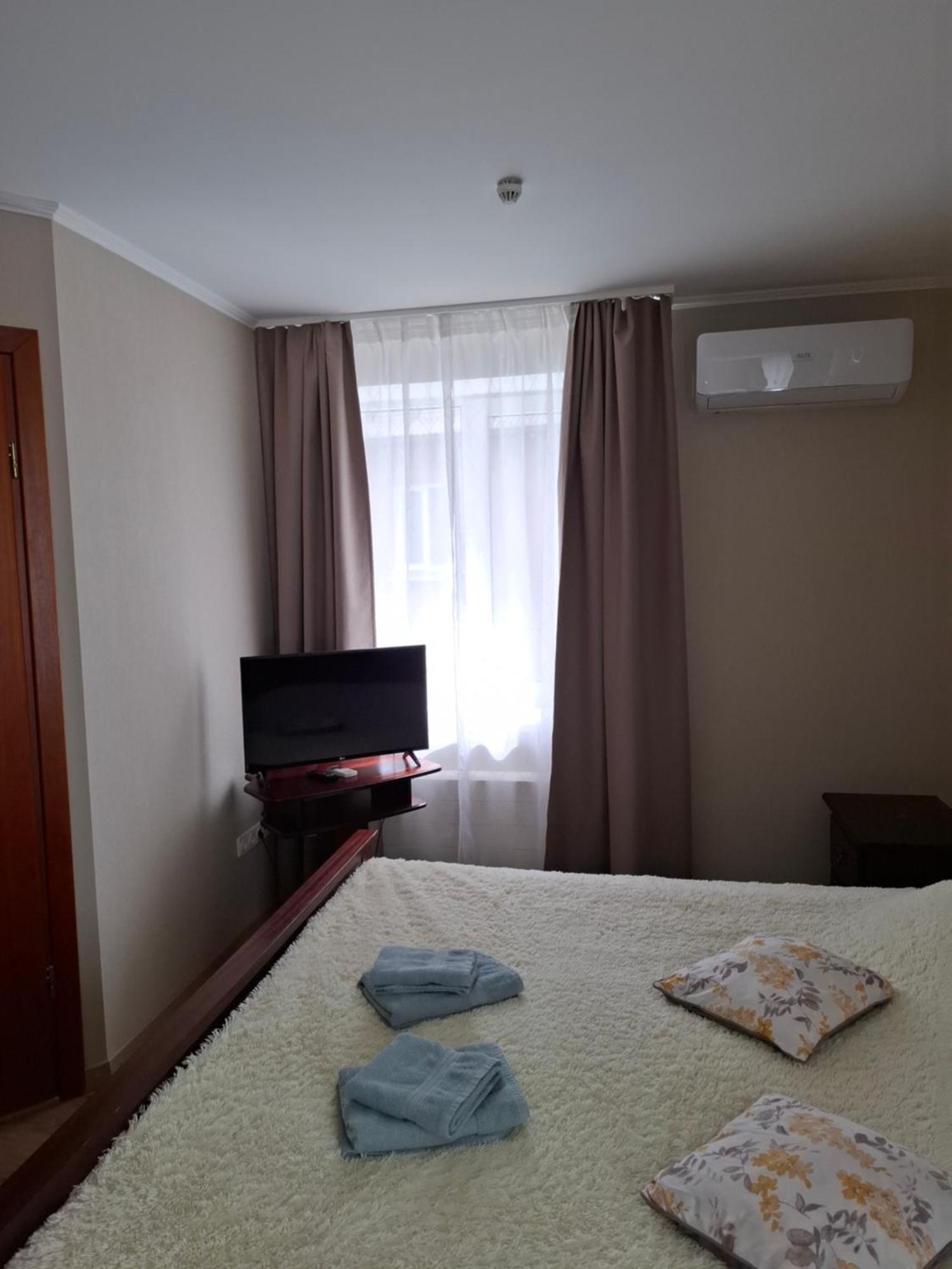 Duets Hotel Daugavpils Buitenkant foto